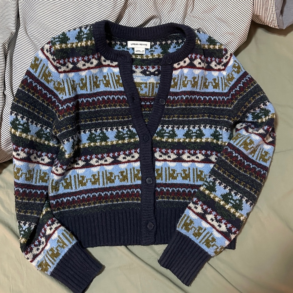 Patterned Knit Cardigan with Multicolor Design